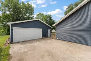 751 Bond Ave, Valparaiso, IN 46385 - Photo 24