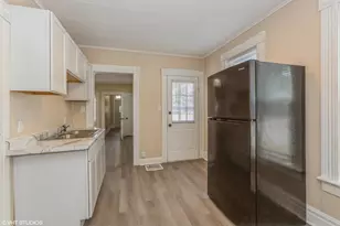 1213 Franklin St, Michigan City, IN 46360 - Photo 4