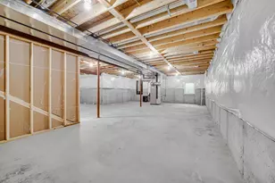 301 Holst Ln, Valparaiso, IN 46385 - Photo 24