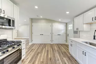 3908 W 127th Pl, Crown Point, IN 46307 - Photo 6