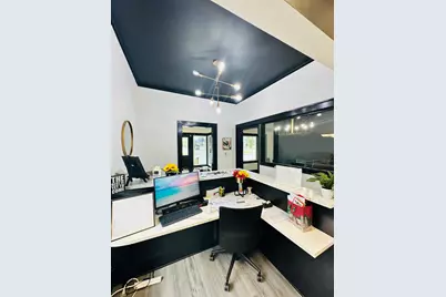 1101 Indiana Avenue, La Porte, IN 46350 - Photo 10