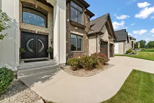 9192 Michigan Dr, Crown Point, IN 46307 - Photo 4