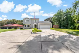 5496 W 107th Ct, Crown Point, IN 46307 - Photo 1