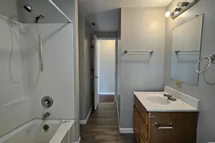 742 N Indiana St, Griffith, IN 46319 - Photo 6