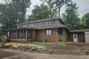 683 Waverly Rd, La Porte, IN 46350 - Photo 8