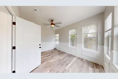1379 Roosevelt Place, Gary, IN 46404 - Photo 6