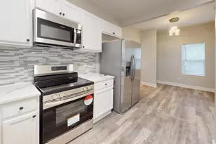 1379 Roosevelt Pl, Gary, IN 46404 - Photo 22