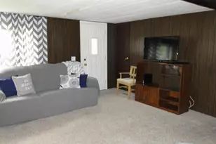 612 W 100 S, Hebron, IN 46341 - Photo 2