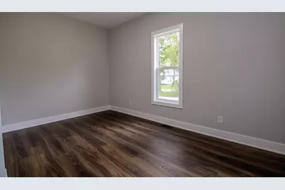 105 S Bower Street, Knox, IN 46534 - Photo 8