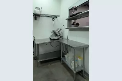 518 Lincolnway, La Porte, IN 46350 - Photo 16