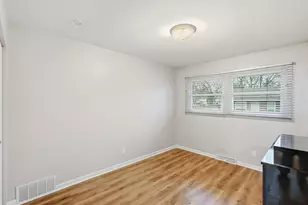 2949 W 76th Ln, Merrillville, IN 46410 - Photo 14