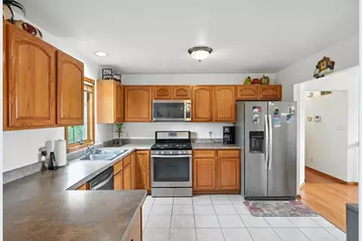 1480 W 82nd Place, Merrillville, IN 46410 - Photo 6
