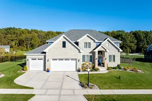 3804 Brigata Dr, Valparaiso, IN 46385 - Photo 4