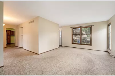 1952 Galena Court, Valparaiso, IN 46385 - Photo 4