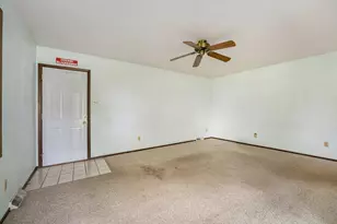 1952 Galena Ct, Valparaiso, IN 46385 - Photo 10