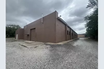 2801 W 9th Avenue, Gary, IN 46404 - Photo 4