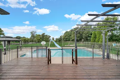 148 Timber Point Court, Valparaiso, IN 46385 - Photo 2