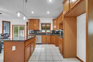 148 Timber Point Ct, Valparaiso, IN 46385 - Photo 12