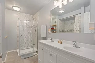 551 N Union Pl, Gary, IN 46403 - Photo 14