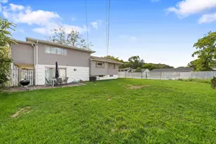 551 N Union Pl, Gary, IN 46403 - Photo 18