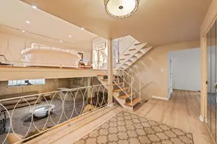 551 N Union Pl, Gary, IN 46403 - Photo 2