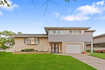 551 N Union Place, Gary, IN 46403 - Photo 1