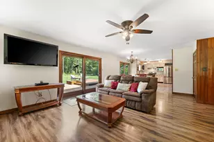 249 W 700 N, Valparaiso, IN 46385 - Photo 10