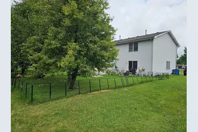 213-215 Burr Court, Lowell, IN 46356 - Photo 4