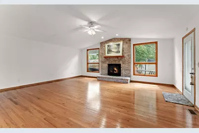 6363 Mulberry Avenue, Portage, IN 46368 - Photo 10