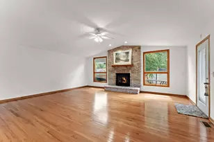 6363 Mulberry Ave, Portage, IN 46368 - Photo 10