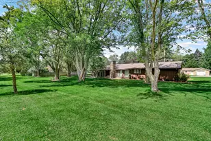 114 E Jersey St, Hanna, IN 46340 - Photo 32