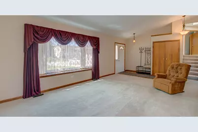 13100 Snowberry Lane, Saint John, IN 46373 - Photo 6