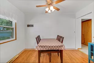 3443 43rd St, Highland, IN 46322 - Photo 6