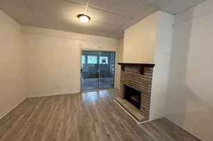 36 N Linda St, Hobart, IN 46342 - Photo 8