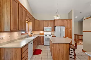 528 W 100 N, Valparaiso, IN 46385 - Photo 20