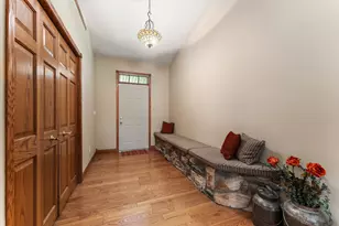 528 W 100 N, Valparaiso, IN 46385 - Photo 12