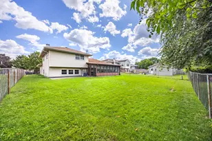 1012 Richmond Ct, Dyer, IN 46311 - Photo 22