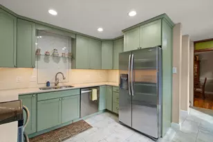 1506 Del Vista Dr, Valparaiso, IN 46385 - Photo 12