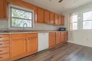 401 E Barker Ave, Michigan City, IN 46360 - Photo 8