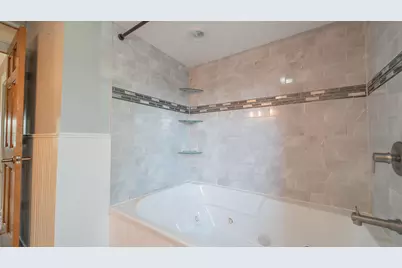 401 E Barker Avenue, Michigan City, IN 46360 - Photo 12