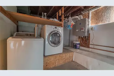 401 E Barker Avenue, Michigan City, IN 46360 - Photo 14