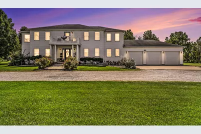 928 N Calumet Avenue, Chesterton, IN 46304 - Photo 2