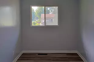 2375 Arrow St, Portage, IN 46368 - Photo 8