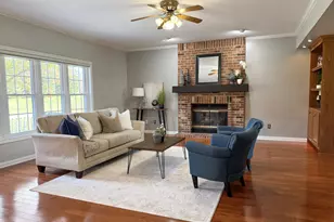 513 Kinsale Ct, Valparaiso, IN 46385 - Photo 6