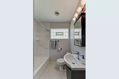 1615 175th Street, Hammond, IN 46324 - Photo 10