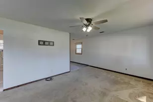 1615 175th St, Hammond, IN 46324 - Photo 8