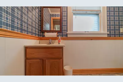 1025 Indiana Avenue, La Porte, IN 46350 - Photo 16