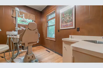 1025 Indiana Avenue, La Porte, IN 46350 - Photo 20