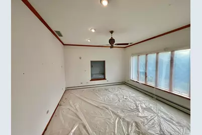 8000 Forest Avenue, Gary, IN 46403 - Photo 12