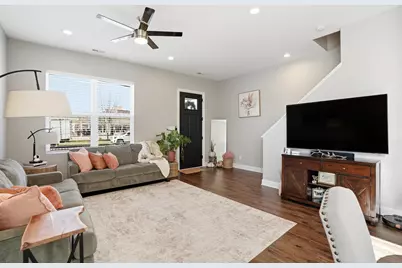 310 N Indiana Avenue, Crown Point, IN 46307 - Photo 6